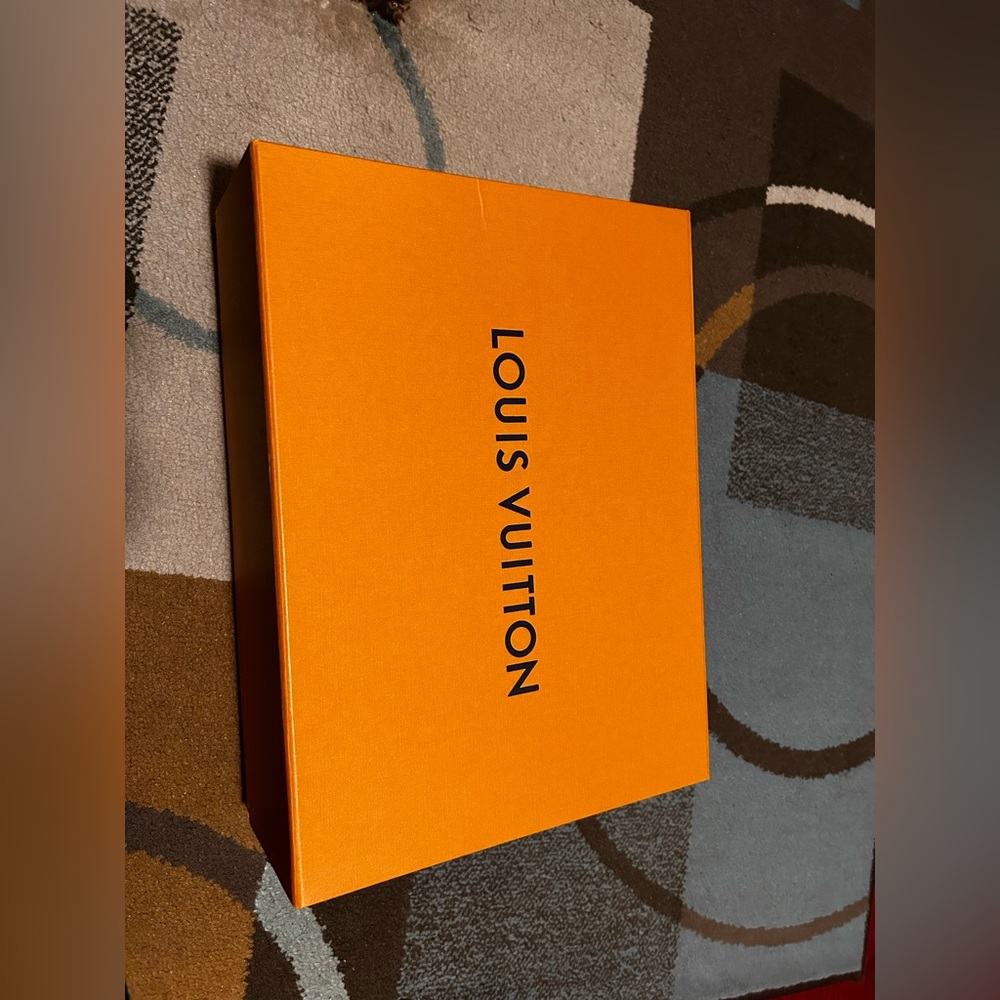 Louis Vuitton Vibrant Orange Box